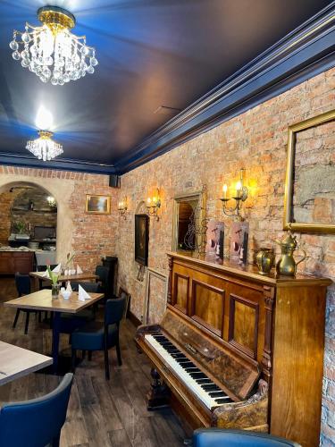 Hotel Baron - image 13