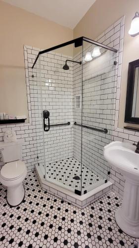 La Pensione Inn - Adult Exclusive