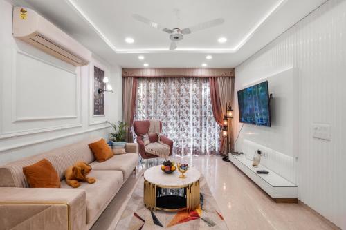 Pentagon - 5 Bedroom Apartment Saket, South Delhi