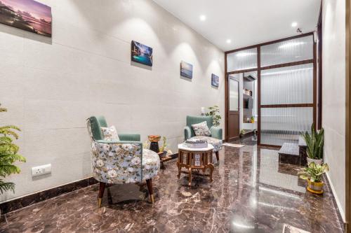 Pentagon - 5 Bedroom Apartment Saket, South Delhi