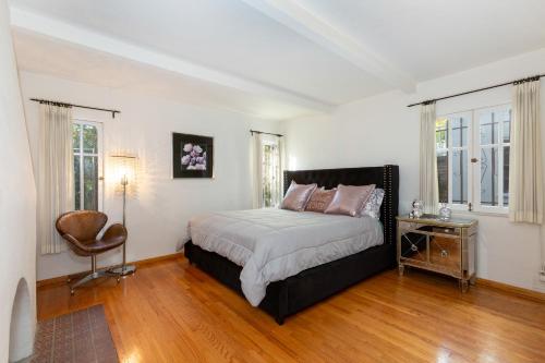 Renovated Spanish 3BD 2BA near Beverly Hills, Los Angeles (foto 10)