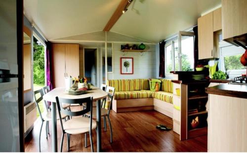 Camping écovillage Soleil du Pibeste (Camping ecovillage Soleil du Pibeste) in Agos Vidalos