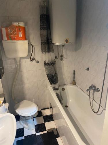 Popay Centar Apartment - image 5