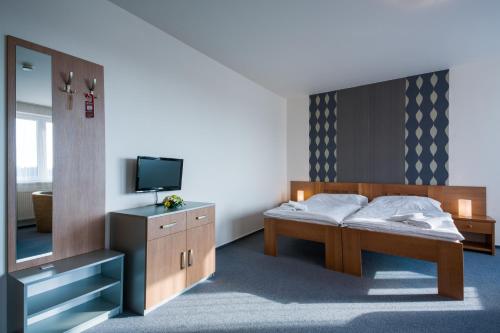 Garni Hotel Třeboň - image 9