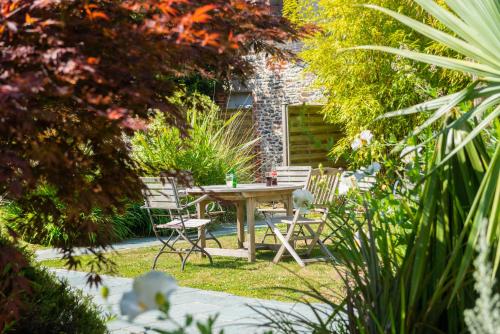 Hôtel Restaurant Les Ormes The Originals Relais (Relais du Silence) - image 13