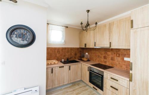 Kitchen, Cozy Home In Herceg Novi in Herceg Novi