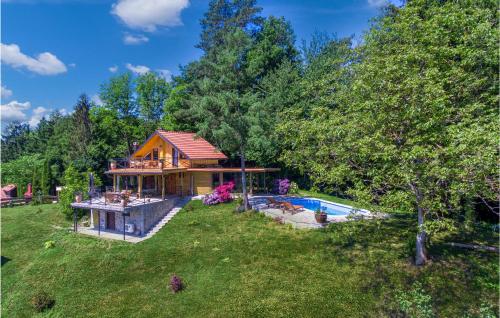 Nice Home In Lepoglava With Outdoor Swimming Pool