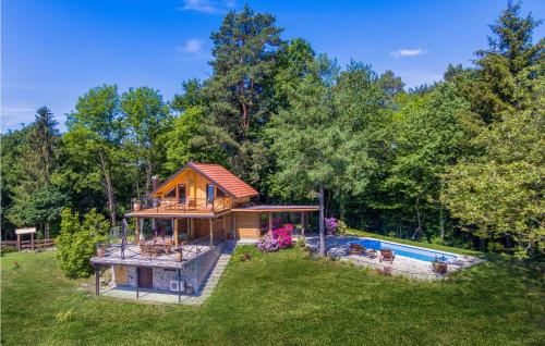 Nice Home In Lepoglava With Outdoor Swimming Pool