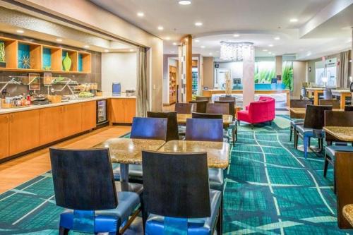 Kings Inn Suites Cincinnati Ma - image 13
