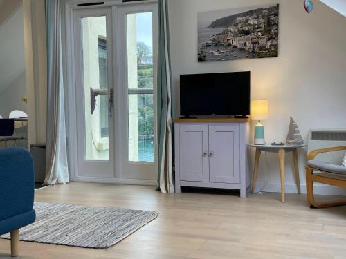 Picture of Fowey River Views