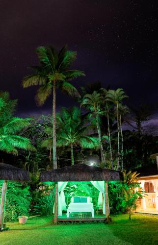 tuin, Pousada Canoa Caicara Ilhabela in Cocaia