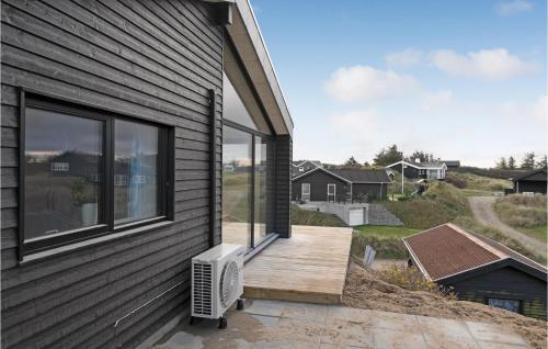 Cozy Home In Blokhus With Kitchen