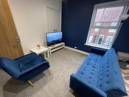 Modern Spacious 2 Bedroom Apt - Apartment - Rowley Regis