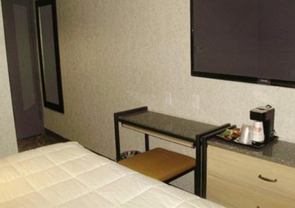 Facilities, Rodeway Inn Near JFK Airport in New York (NY)