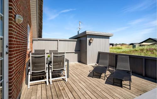 Nice Home In Hvide Sande With Sauna