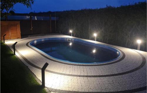 Басейн, Awesome Home In Koscierzyna With Sauna in Коцержина