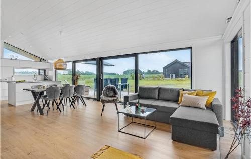  Beautiful Home In Føllenslev With Wifi in Føllenslev