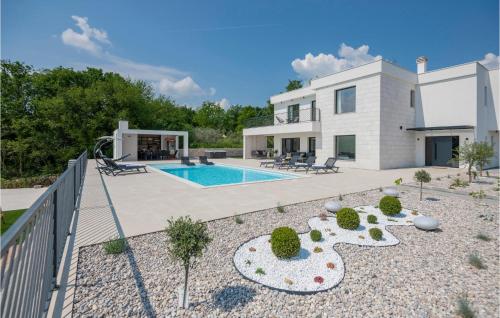 Amazing Home In Grubine With House A Panoramic View