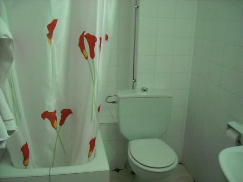 Hostal Residencia Avenida - image 11