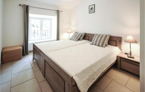 2 Bedroom Nice Home In Montbrison-sur-lez