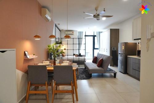 Lily and Loft - Queensville @ Kuala Lumpur - Netflix, Kuala Lumpur (fotografie 9)
