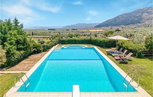 Swimming pool, Awesome Home In Atalanti With Outdoor Swimming Pool, Jacuzzi And Wifi in Skala (Fthiotis)