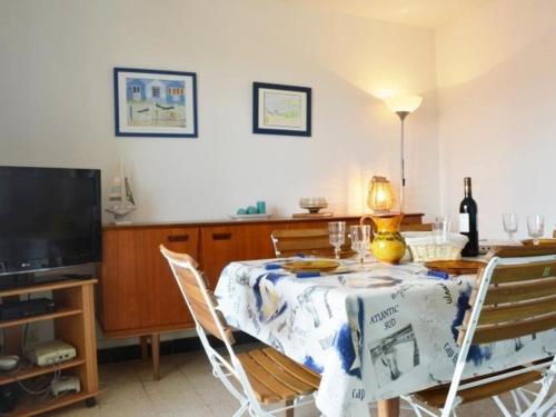 Appartement Narbonne, 3 pièces, 6 personnes - FR-1-229B-701