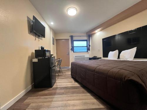 Circle Motor Lodge in South Amboy, USA