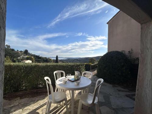 Appartement Les Issambres, 2 pièces, 6 personnes - FR-1-226-389 - Location saisonnière - Roquebrune-sur-Argens