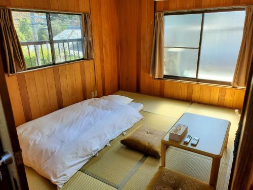 Japanese-Style Room