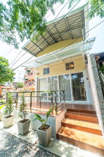 J Villa Betong - Private House, Batong