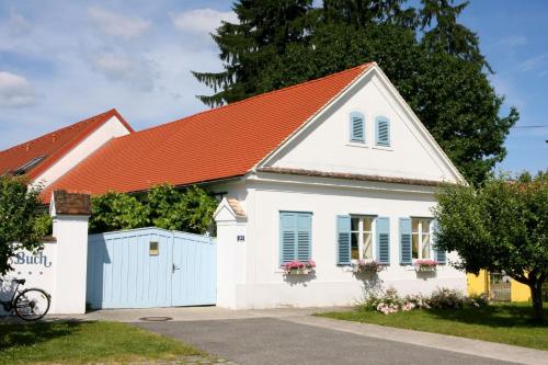 Pension Buch, Bed and Breakfast - Accommodation - Eberau