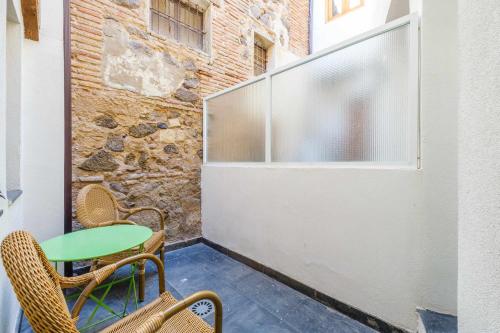 Apartamentos con Patio by Toledo Ap - image 8