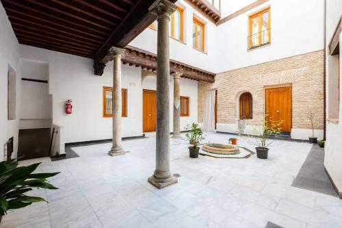 Apartamentos con Patio by Toledo Ap - image 14