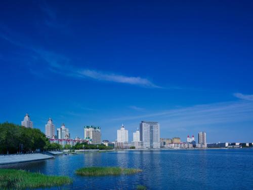 Shangri-La Manzhouli