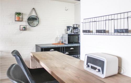 One-Bedroom Apartment in Bruinisse - image 12