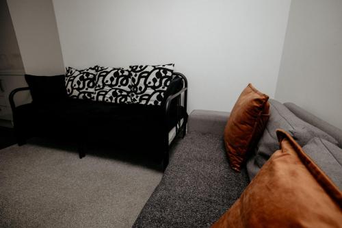 Elthorne Luxury Apartments - Uxbridge - image 14