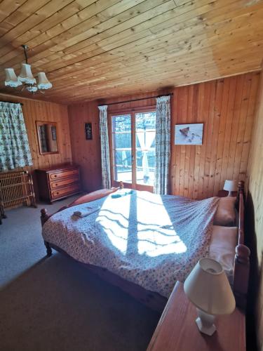 Chalet traditionnel avec jacuzzi extérieur