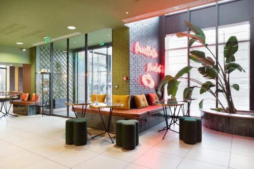 Банкетний зал, ibis Styles Versailles Saint Quentin en Yvelines in Сан-Сир-ль'Еколь