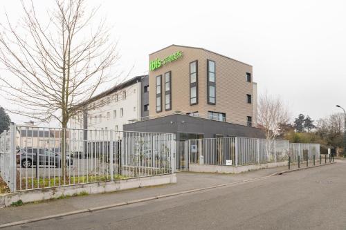 Kyriad Versailles - St Cyr l'Ecole - image 6
