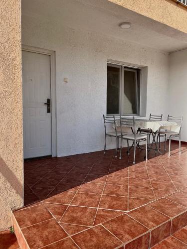 ระเบียง/ชานเรือน, Old Town Bar Apartments in สตาริ บาร