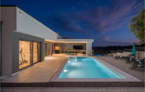 Amazing Home In Rebici With Outdoor Swimming Pool