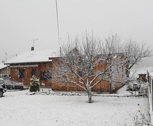 LA CABANE D'HARMONY ÎLE CHAMBOD 4 chambres