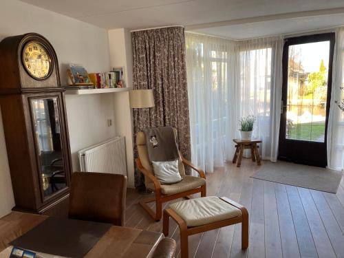 Perle am Ijsselmeer mit eigenem Tretboot in มีเดมบลิก