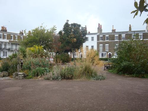 Spencer Court - image 12