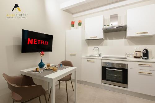 ALIBI SUITES Loft: Centralissimo con Free WiFi, Netflix, A/C e tutti i Comfort