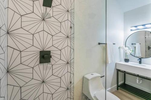 Relaxing Retreat and Modern Charm in Historic Saint Augustine in St. Augustine, USA