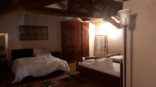 Guestroom, Villa Valmarana De Toni in Creazzo