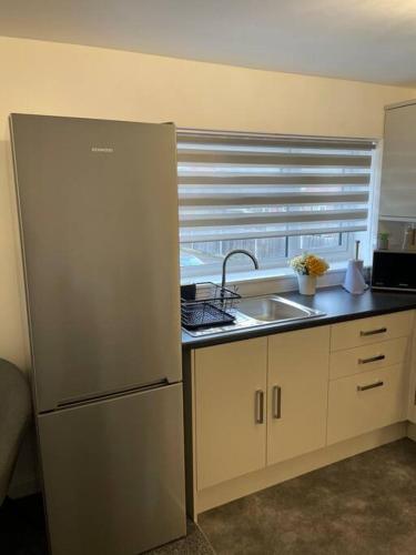 Konyha, Luxury Town Center Studio Stevenage in Stevenage