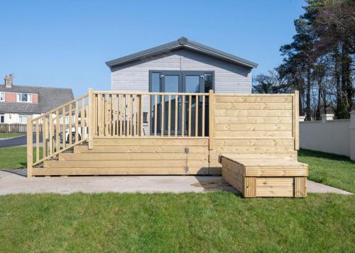 One-Bedroom Holiday Home